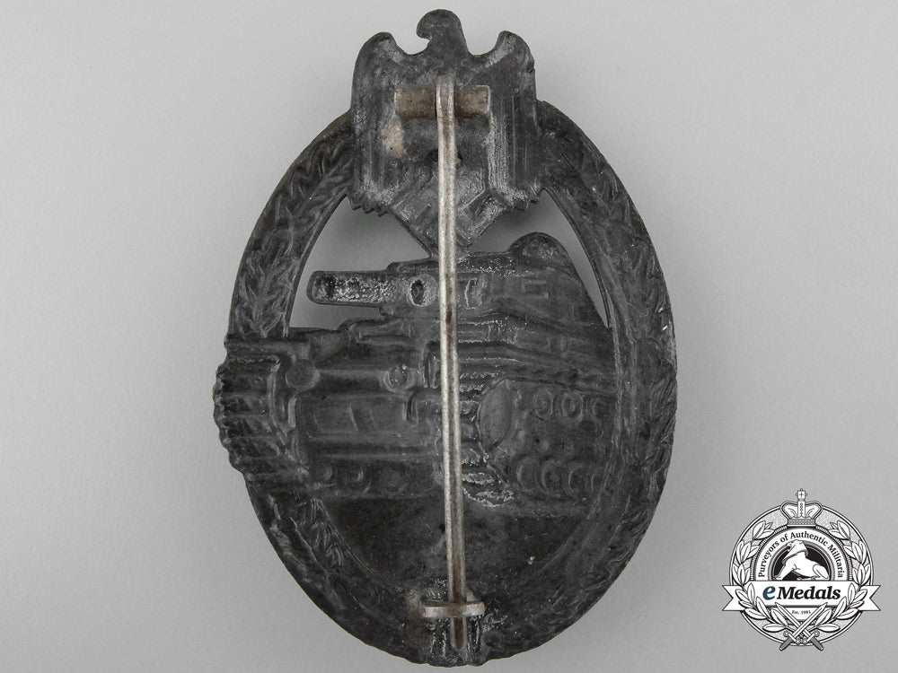 an_early_silver_grade_tank_assault_badge_b_6781