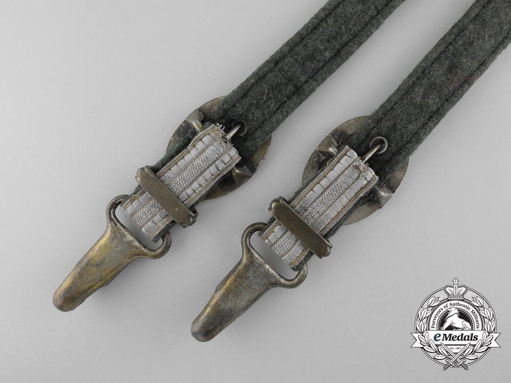 a_set_of_second_war_german_heer(_army)_general_officer_dagger_hangers_b_6863