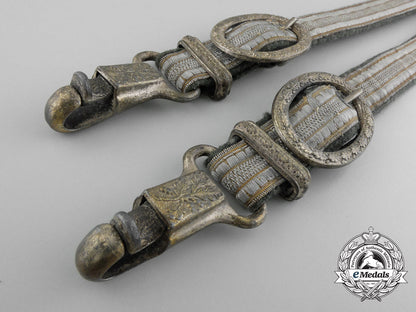 a_set_of_second_war_german_heer(_army)_general_officer_dagger_hangers_b_6866