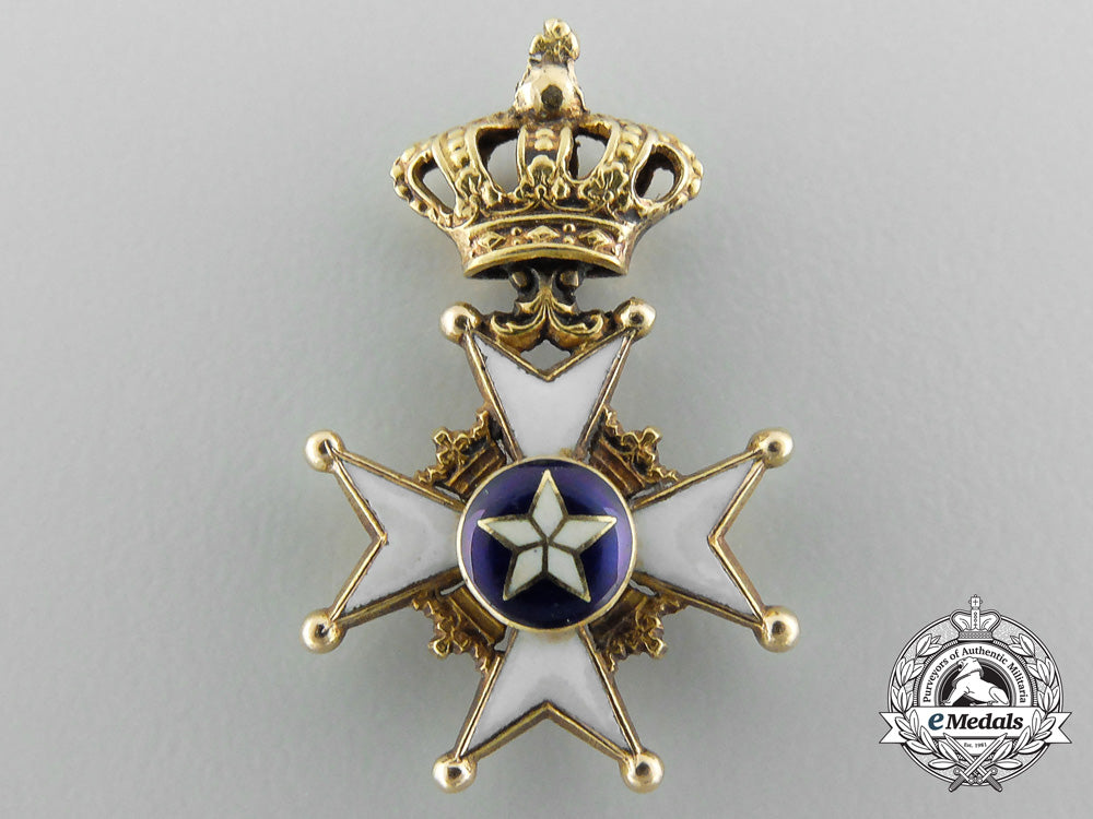 a_miniature_swedish_order_of_the_north_star_in_gold_b_7004