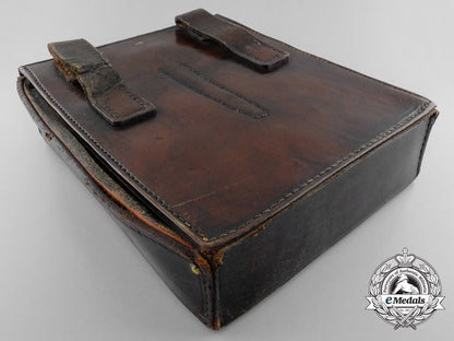 a_german_late_war_stretcher-_bearer’s_pouch_d.k.r_b_7026_1