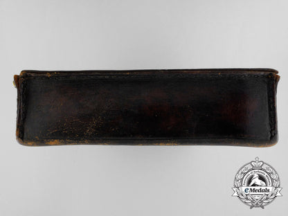 a_german_late_war_stretcher-_bearer’s_pouch_d.k.r_b_7030_1