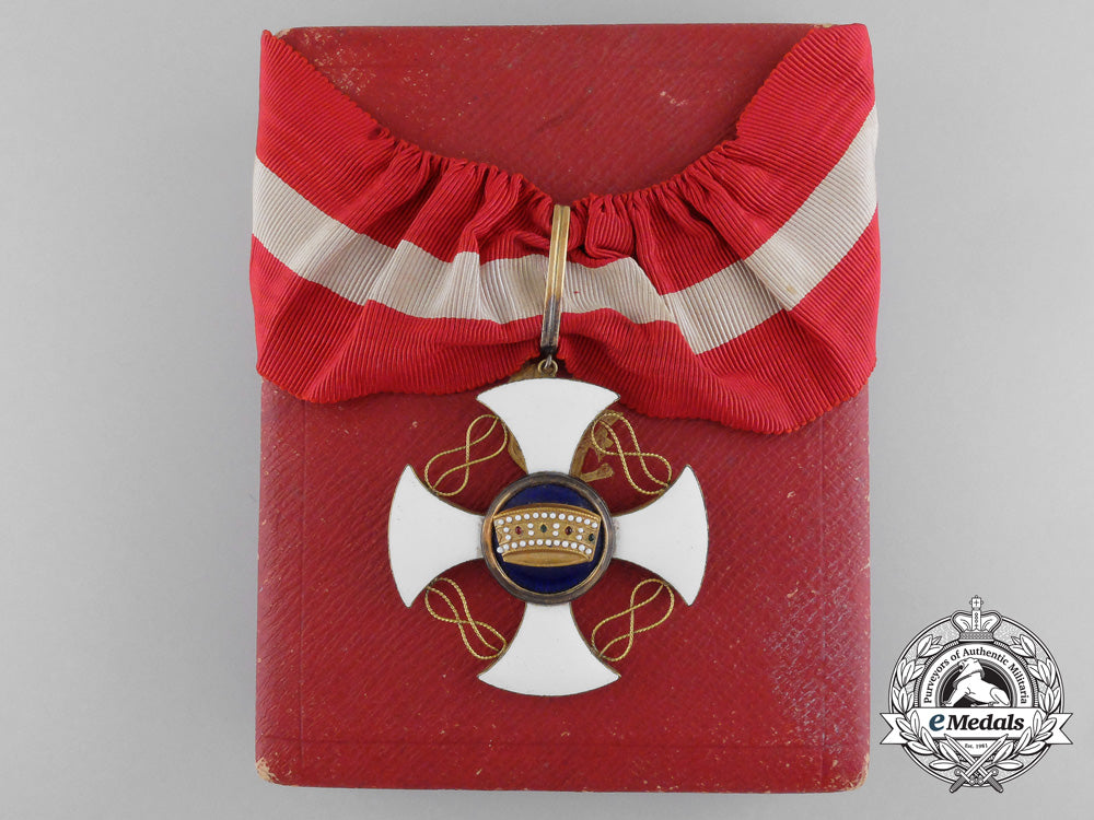 an_order_of_the_crown_of_italy_in_gold;_commander_with_case_b_7102