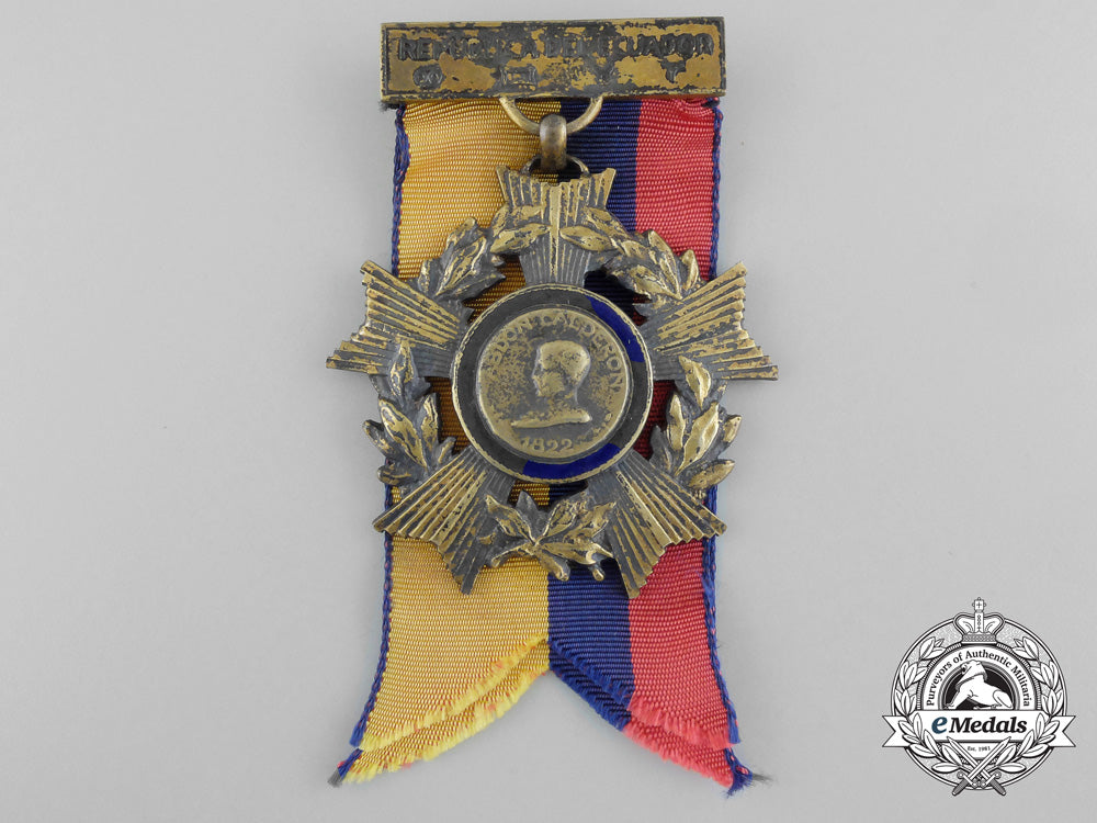 an_order_of_abdon_calderon_of_ecuador;_second_class_with_case_b_7114