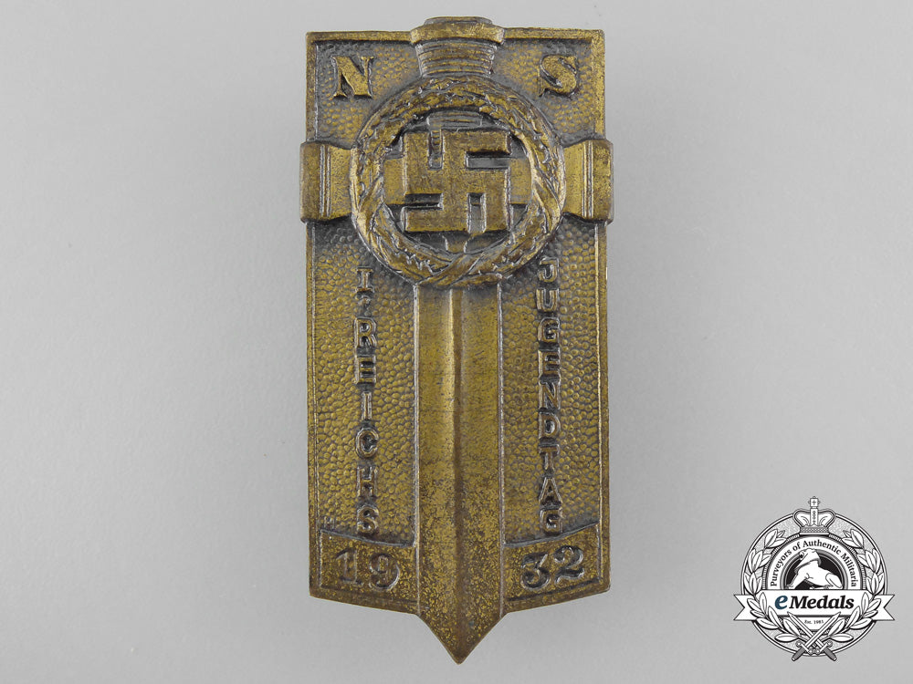 germany,_hj._a1932_jugendtag_celebration_badge_b_7195