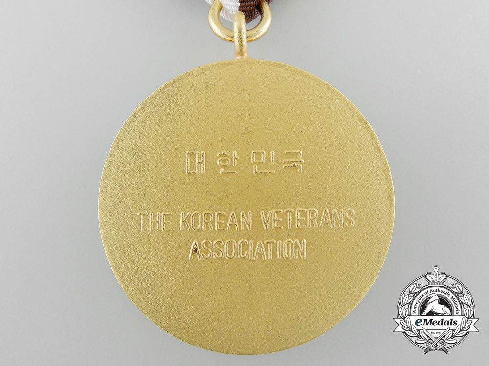a_korean_war_veterans_association_medal_with_miniature&_case_b_7221