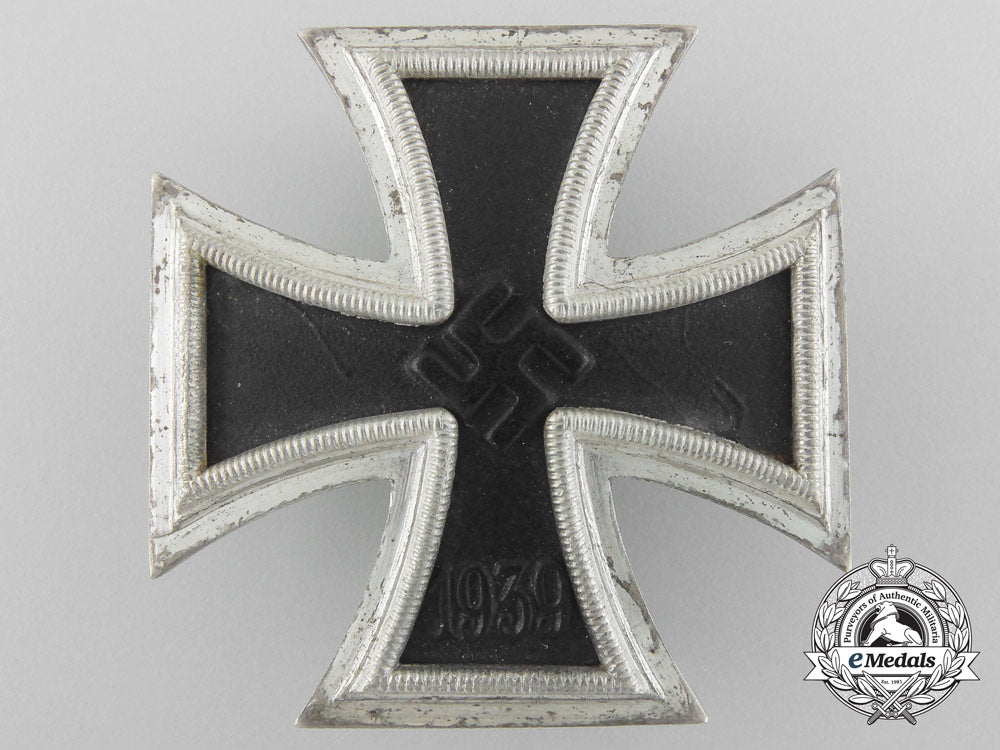 an_iron_cross_first_class1939_with_case_by_wilhelm_deumer_b_7670