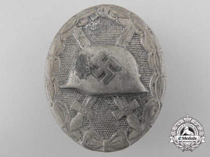 three_second_war_german_badges_and_insignia_b_7858
