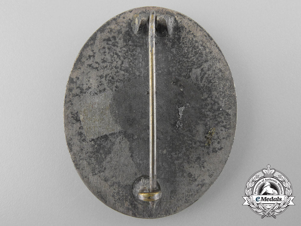 three_second_war_german_badges_and_insignia_b_7859