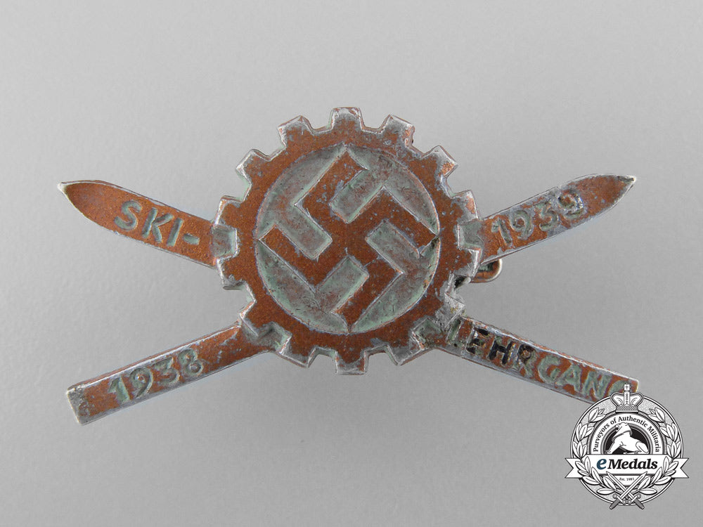 a_german_labour_front_ski_seminar_participation_badge(1938/39)_by_b.h._mayer_b_7935