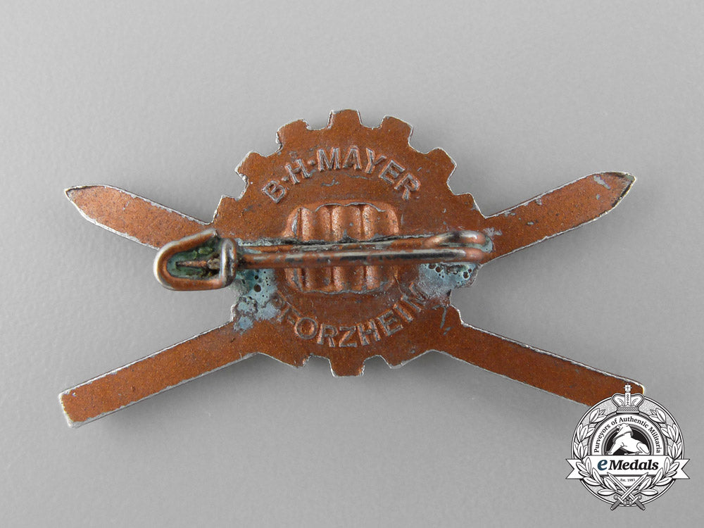 a_german_labour_front_ski_seminar_participation_badge(1938/39)_by_b.h._mayer_b_7936