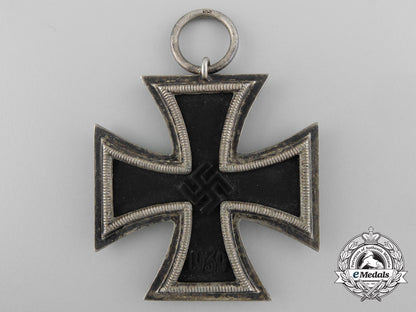 an_iron_cross_second_class1939_by_j.e._hammer&_söhne_b_8029