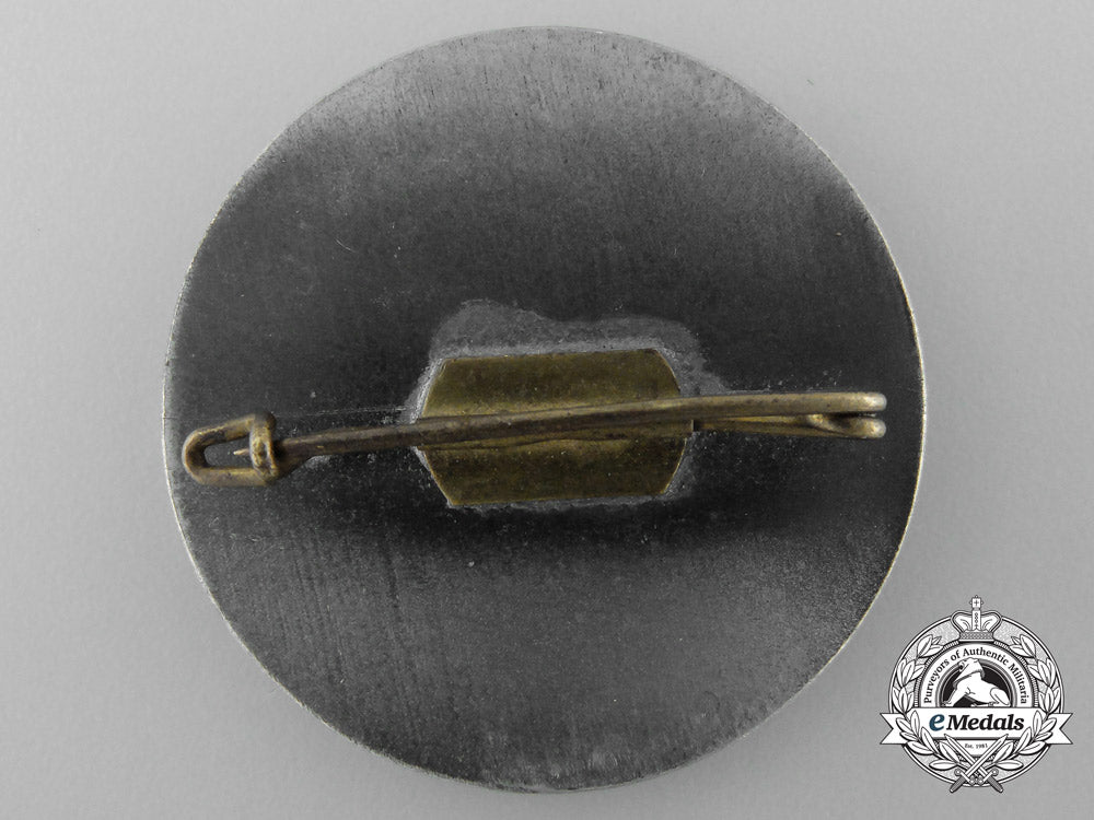 germany._a_national_socialist_people's_welfare_sisterhood_nursing_badge_b_8088