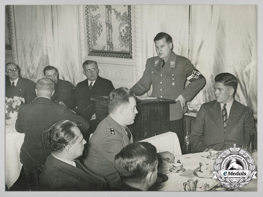 a_large_press_photograph_of_hj_minister_baldur_von_schirach_b_8214_1