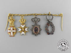 Denmark, Kingdom. A Diplomatic Miniature Chain with Gold and Diamonds