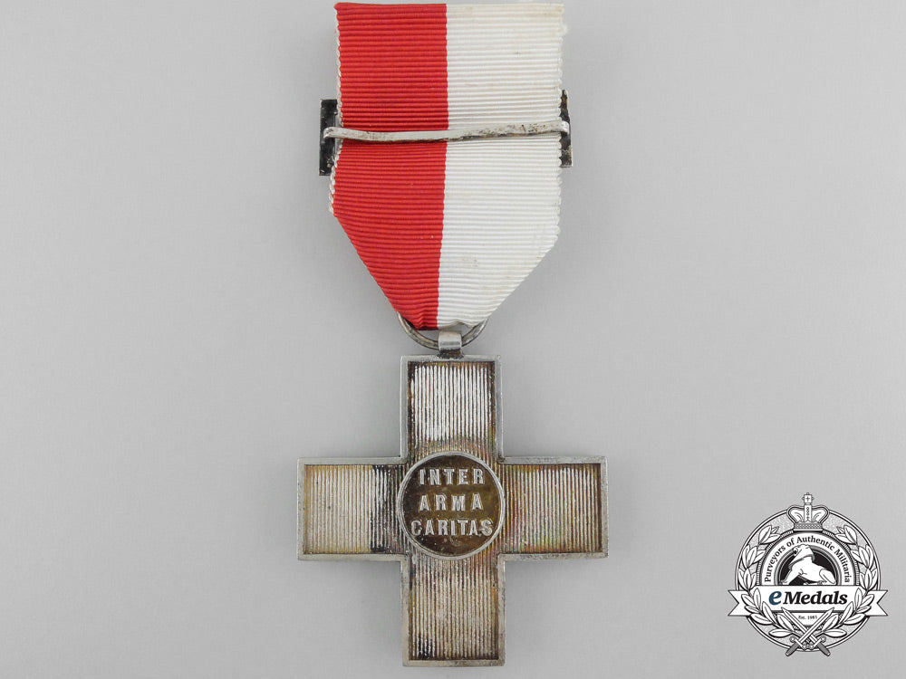portugal,_kingdom._an_order_of_the_red_cross,_silver_cross,_silver_grade,_c.1900_b_8798_1