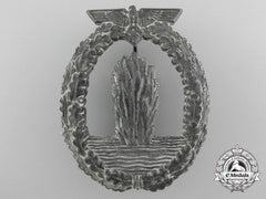 A Kriegsmarine Minesweeper War Badge By Lind & Meyer, Idar-Oberstein