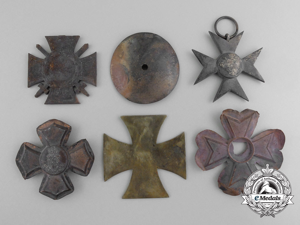 a_lot_of_six_items_recovered_from_the_destroyed_zimmermann_factory_b_8973_2