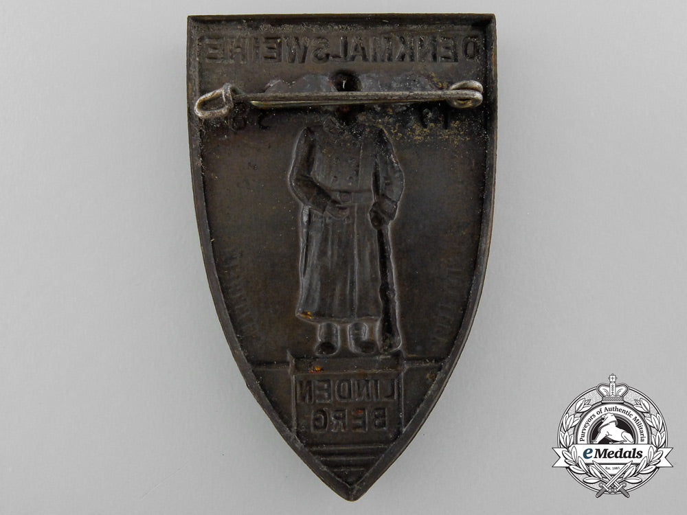 a1938_lindenberg_memorial_consecration_badge_b_9093