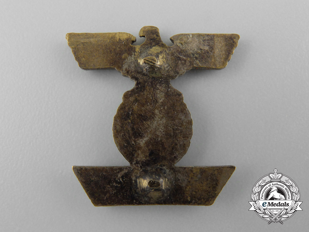 a_clasp_to_iron_cross2_nd_class;_reduced_version_b_9300