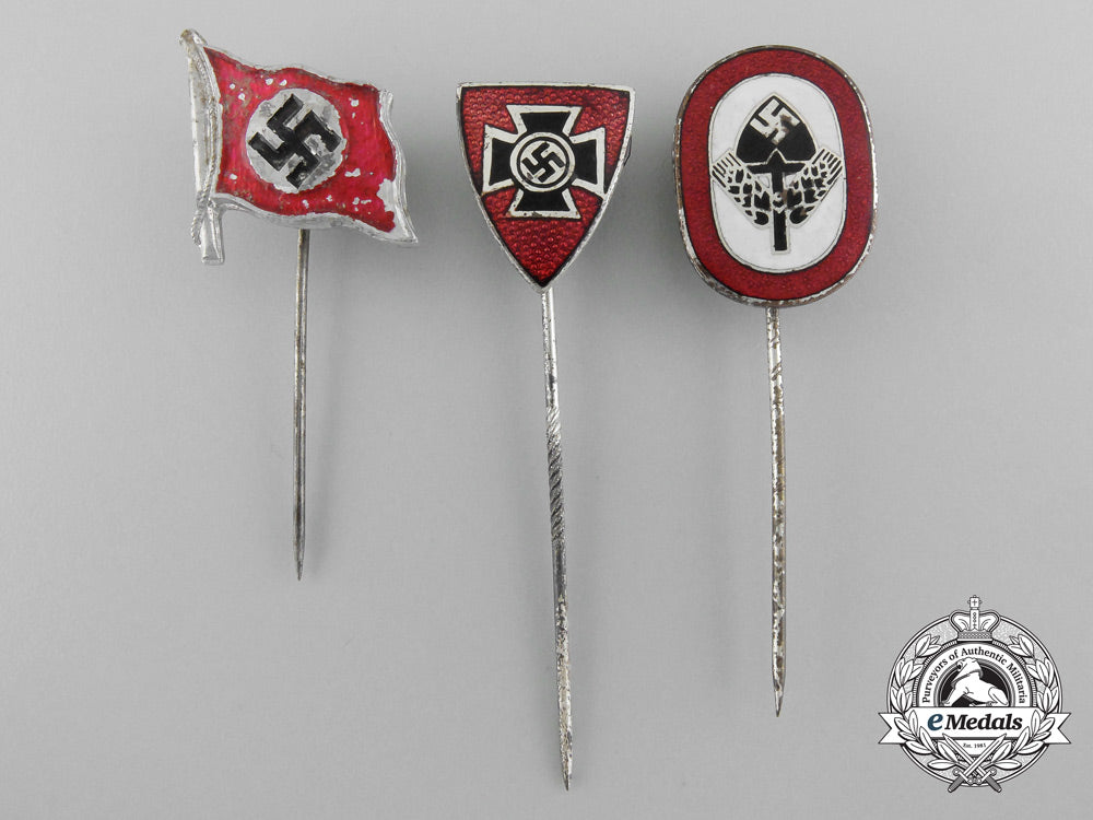 a_lot_of_three_german_second_war_stick&_membership_pins_b_9332