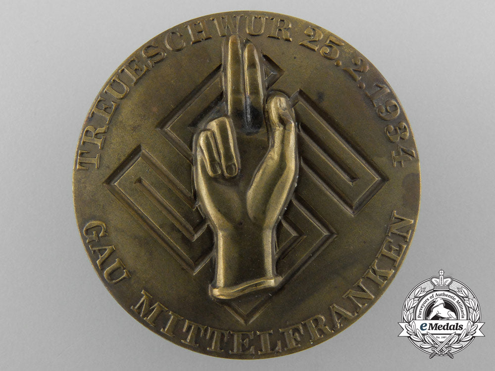 a_deutsche_arbeitsfront(_daf)_district_day_badge_for_delligsen_b_9380