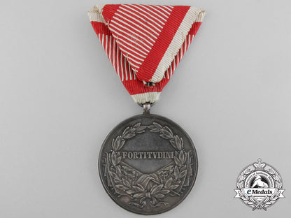 an_austrian_bravery_medal;_first_class_officier's_b_9563