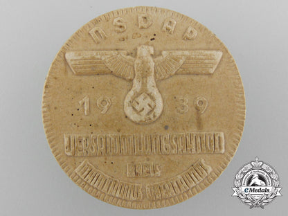 germany,_nsdap._a1939_assembly_badge_b_9577