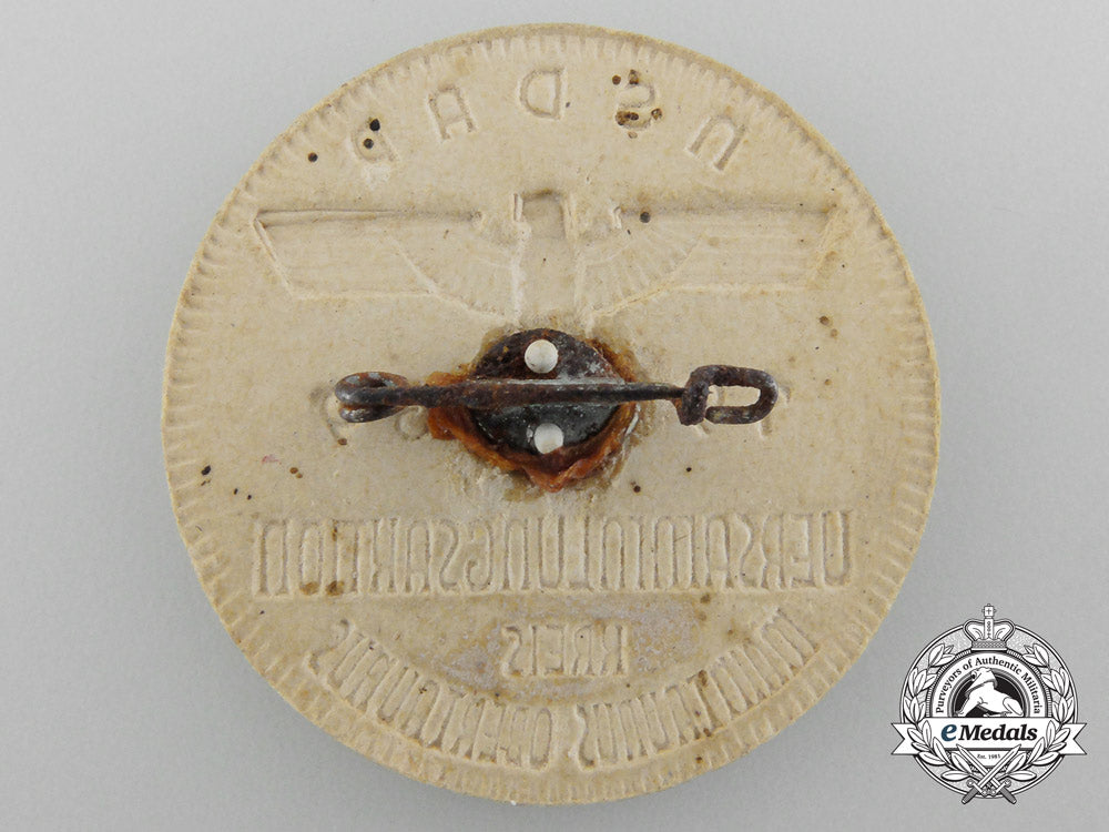 germany,_nsdap._a1939_assembly_badge_b_9578