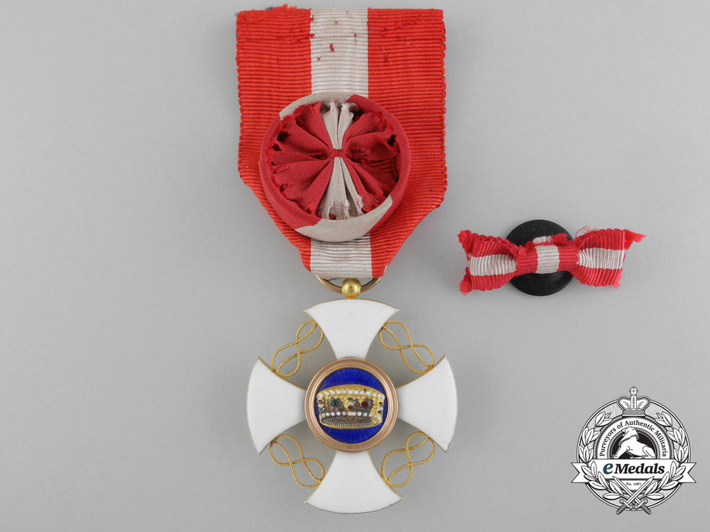 a_victor_emanuel_iii_italian_order_of_the_crown_in_gold_b_9725