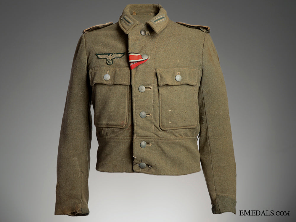 battle_worn_field_blouse&_side_cap,1944_battle_worn_fiel_52e026efc1953