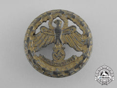 A 1944 Masterclass Marksmanship Competition First Prize Badge