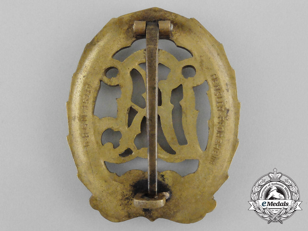 a_gold_grade_drl_sports_badge_by_hensler_of_pforzheim_bb_0165