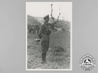 a_wartime_period_photo_of_a_dkg_recipient_in_the_field_bb_0280