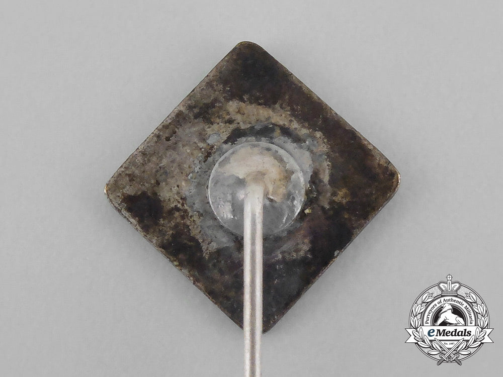 a_drl_sports_badge_document&_sports_teacher_stickpin_to_female_teacher_friedel_lenhardt_bb_0348_1