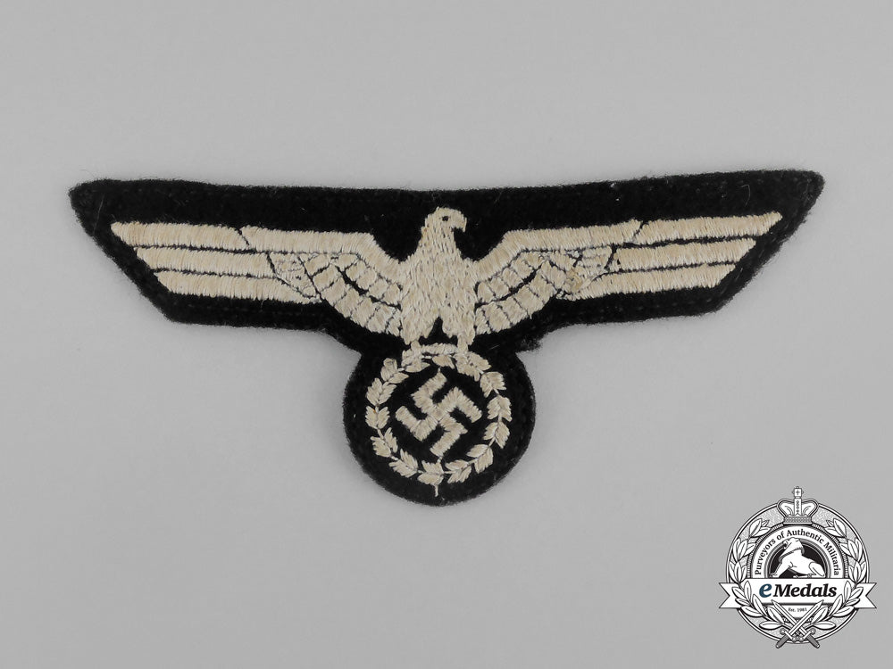 an_unissued_early_type_wehrmacht_heer(_army)_panzer_em/_nco’s_breast_eagle_bb_0398