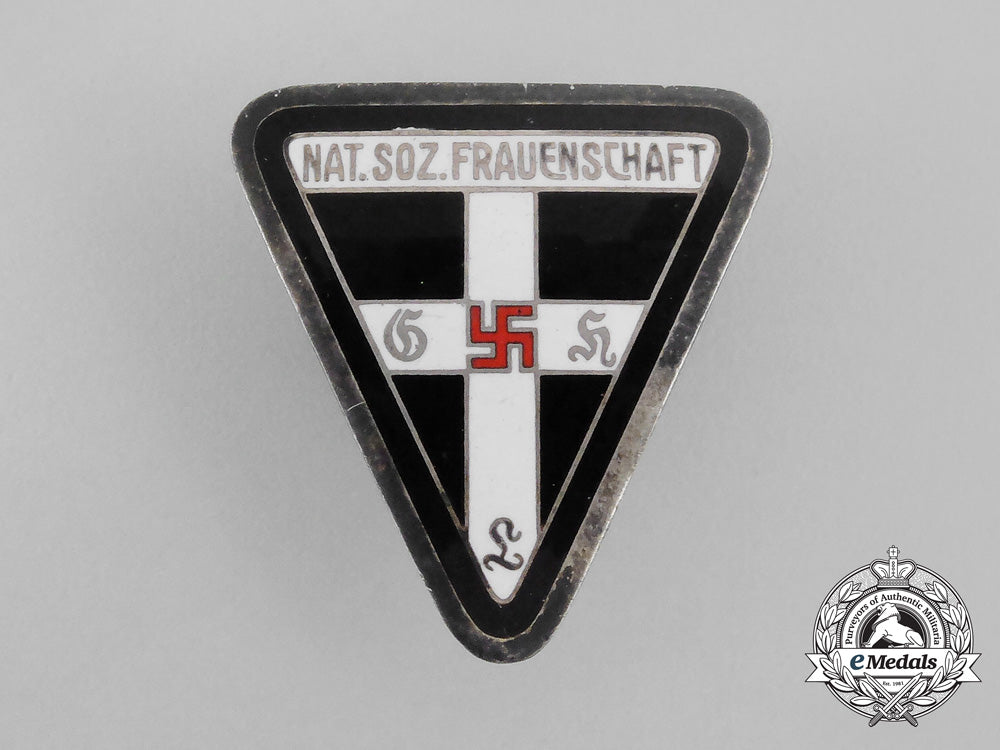 a_third_reich_german_kreis(_district)_level_women’s_league_membership_badge_bb_0443