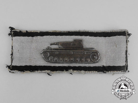 a_silver_grade_badge_for_single-_handed_tank_destruction;_uniform_removed_bb_0447