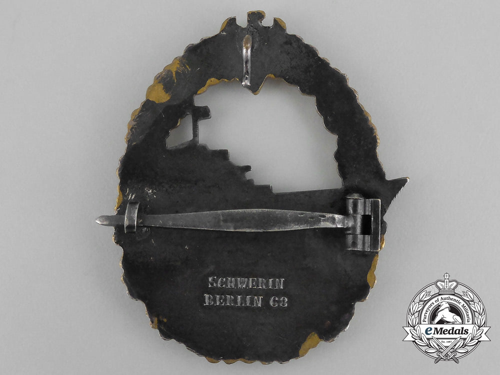 a_fine_early_quality&_near_mint_kriegsmarine_destroyer_war_badge_by_schwerin_bb_0470