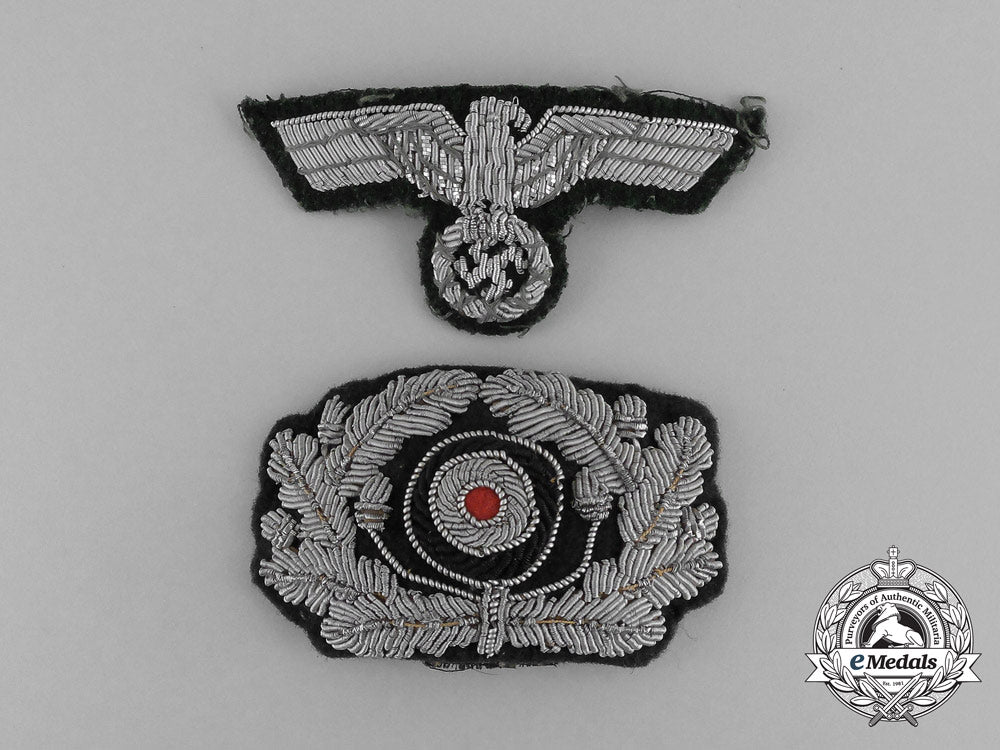 two_wehrmacht_heer(_army)_visor_cap_insignia_bb_0546