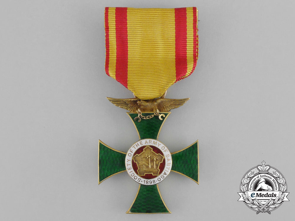 united_states._a_society_of_the_army_of_santiago_membership_cross_in_gold1898_bb_0889
