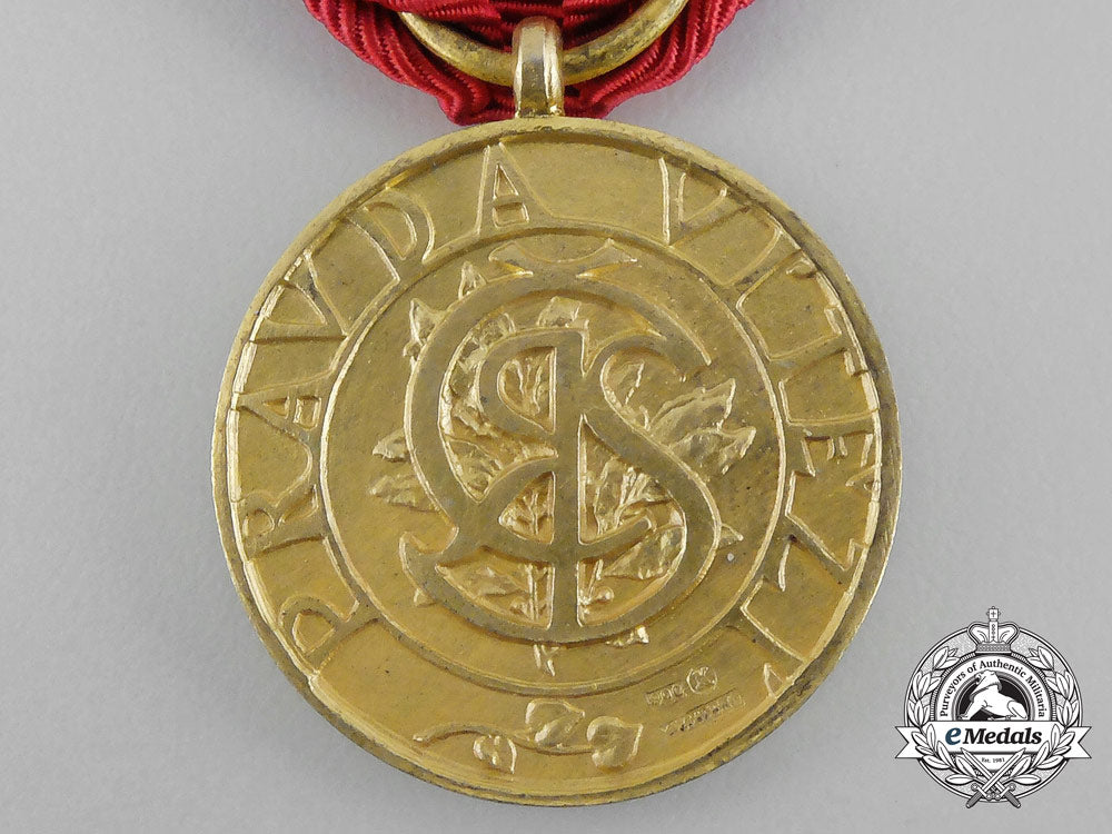 czechoslovakia,_republic._a_military_order_of_the_white_lion,_iv_class_gold_grade_medal,_by_karnet-_kisely_bb_0914