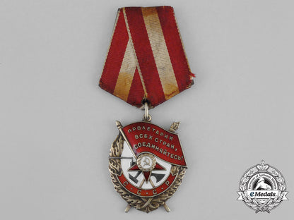 russia,_soviet_union._an_order_of_the_red_banner,_type_iv_bb_0944