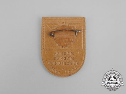 a1938_nsdap“_men_make_history”_badge_bb_1176