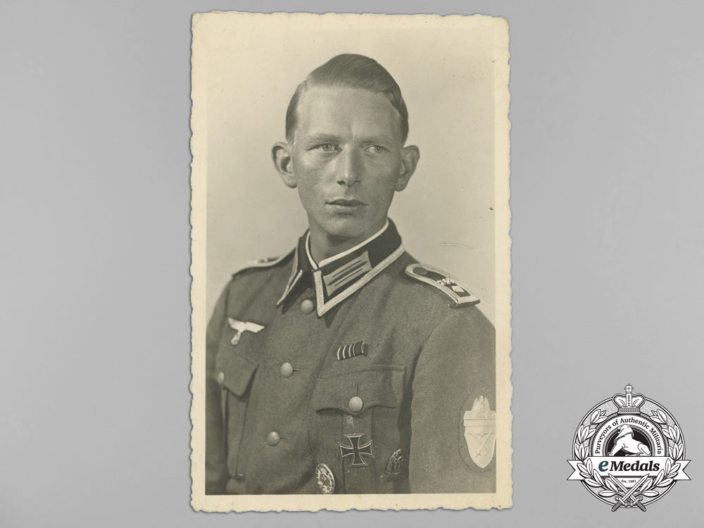 a_wartime_photo_of_a_feldwebel_with_iron_cross1_st_class&_demyansk_shield_bb_1355