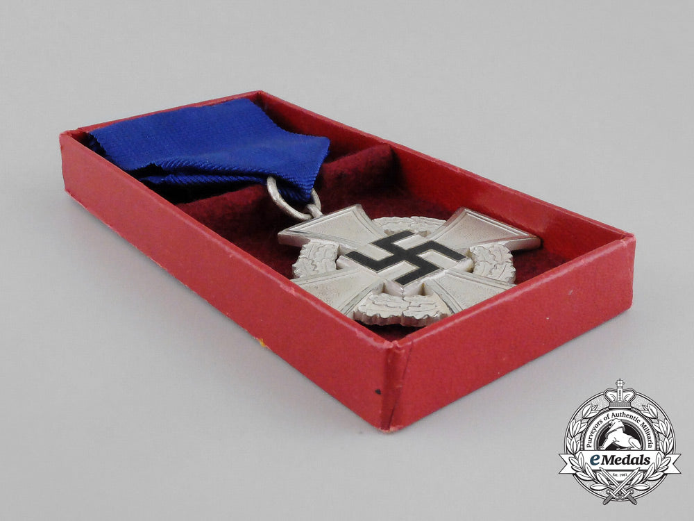 a_mint_third_reich_period_german25-_year_faithful_service_cross_in_its_original_case_of_issue_bb_1547