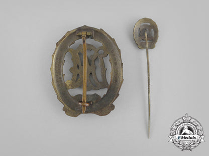 a_bronze_grade_drl_sports_badge_with_matching_stick_pin_by_wernstein_of_jena_bb_1554