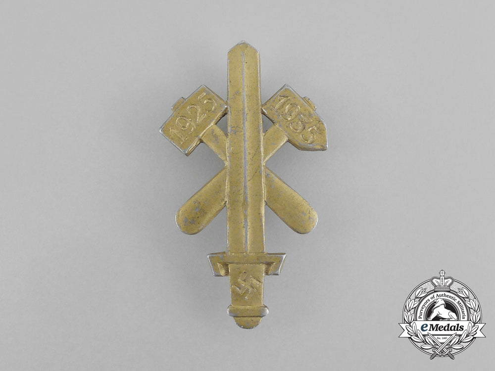 a1925-193510-_year_nsdap_in_gau_essen_badge_by_hoffstätter_of_bonn_bb_1577