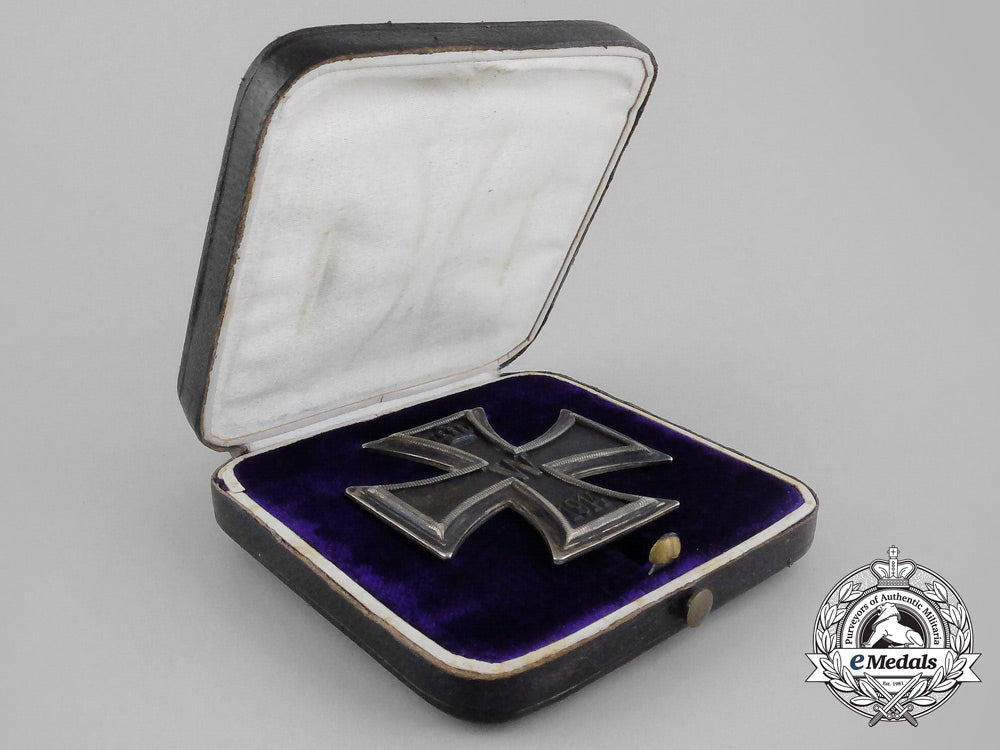 an_iron_cross1_st_class1914_by_wagner;_dedicated_to_hauptm._f.w._gentner1916_bb_1634