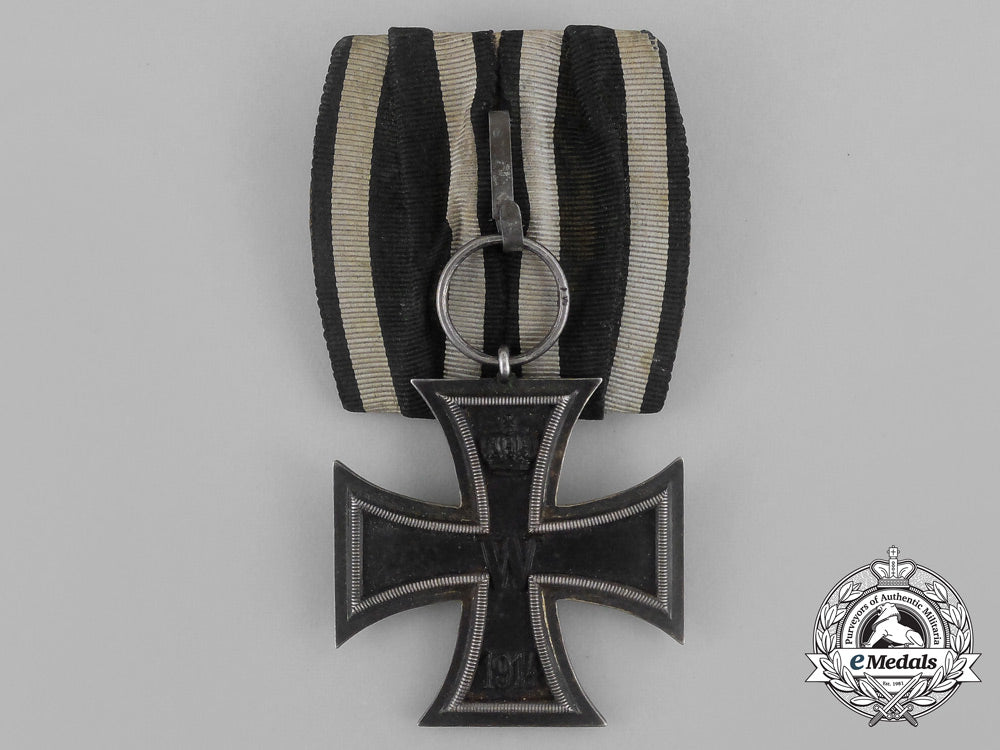 an_iron_cross2_nd_class1914;_parade_mounted_by_emil_wiechmann,_berlin_bb_1886